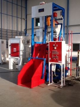 Máy phun bi thùng đảo có gầu nâng - May phun bi thung dao co gau nang