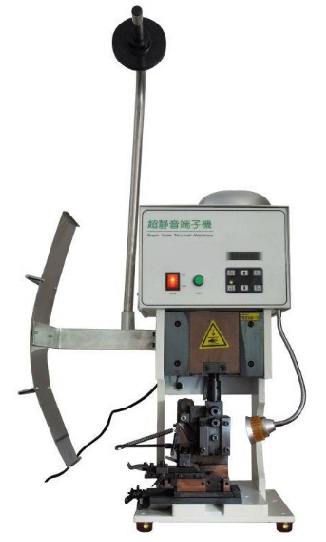 ​Máy dập đầu cos tự động dạng chống ồn - May dap dau cos tu dong dang chong on​