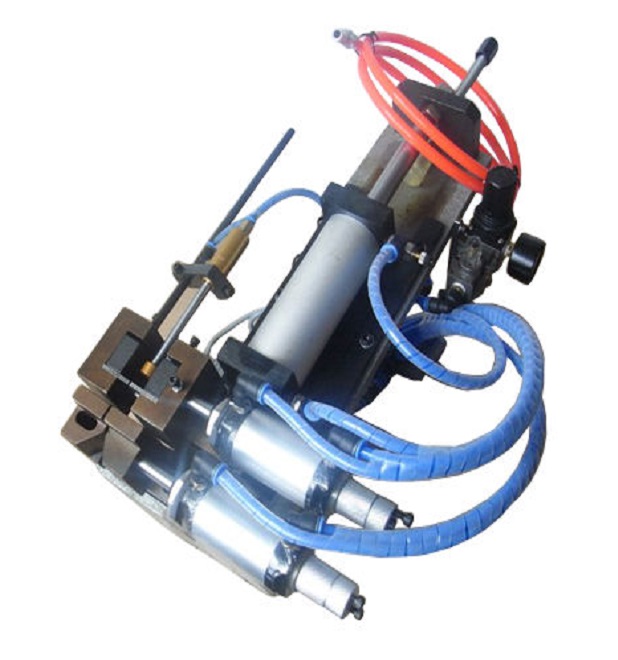 ​Máy tuốt vỏ dây điện sử dụng khí nén - Ma tuot vo day dien su dung khi nen